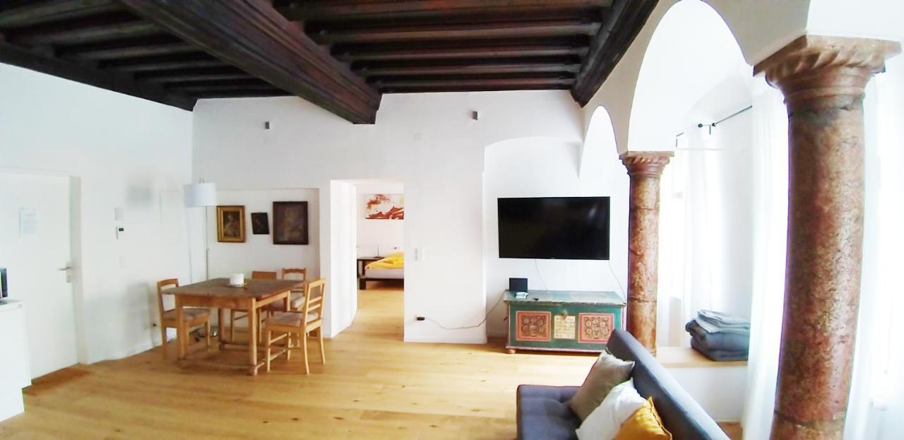 Renaissance Apartment Marktplatz Gmunden Bagian luar foto